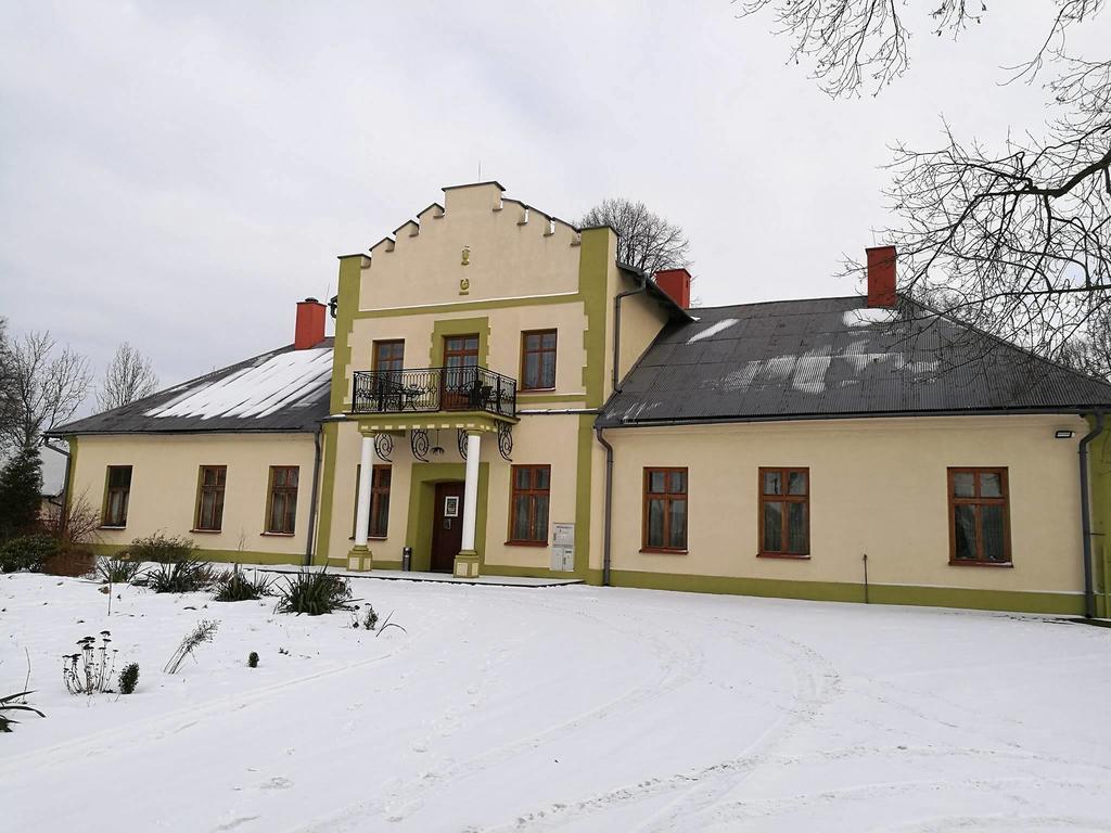 Dworek Mlynarza Zator Exterior photo