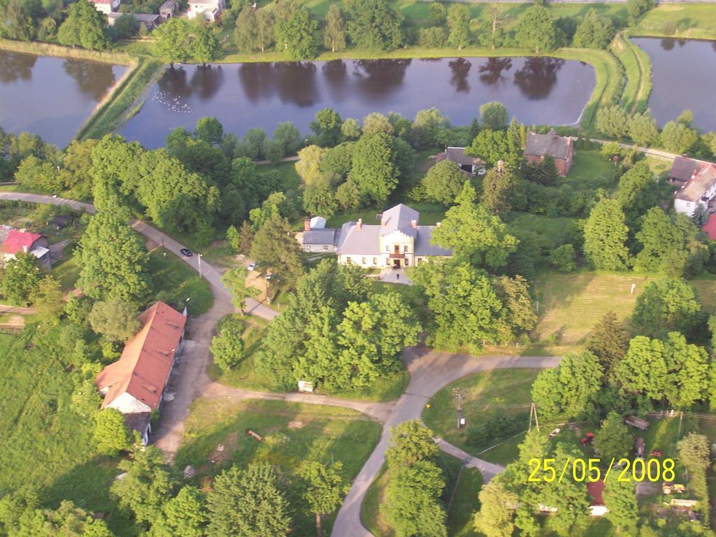 Dworek Mlynarza Zator Exterior photo