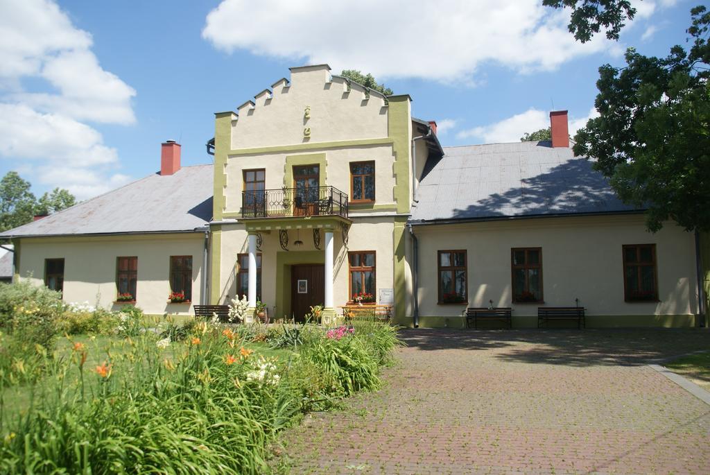 Dworek Mlynarza Zator Exterior photo